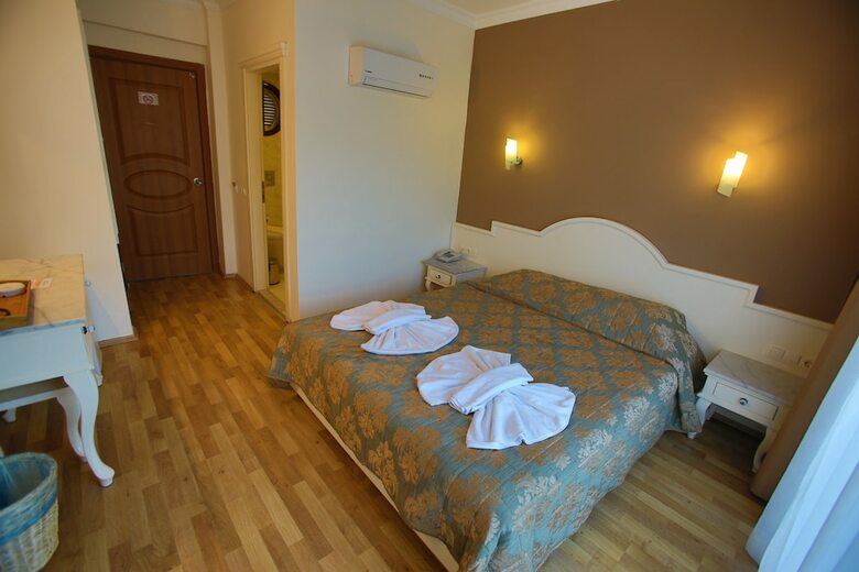 S3 Orange Exclusive Hotel