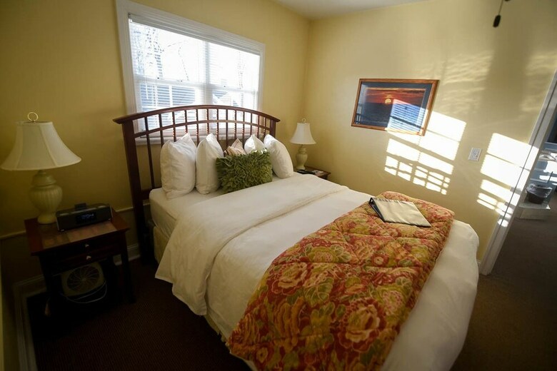 Posada The Lakehouse Inn