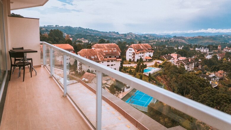 Chris Park Hotel