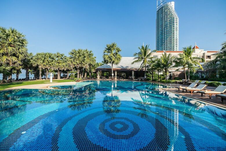 Apartamento Ravindra Beach Resort And Spa