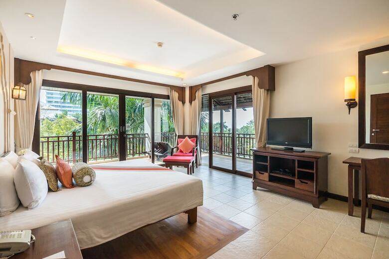 Apartamento Ravindra Beach Resort And Spa