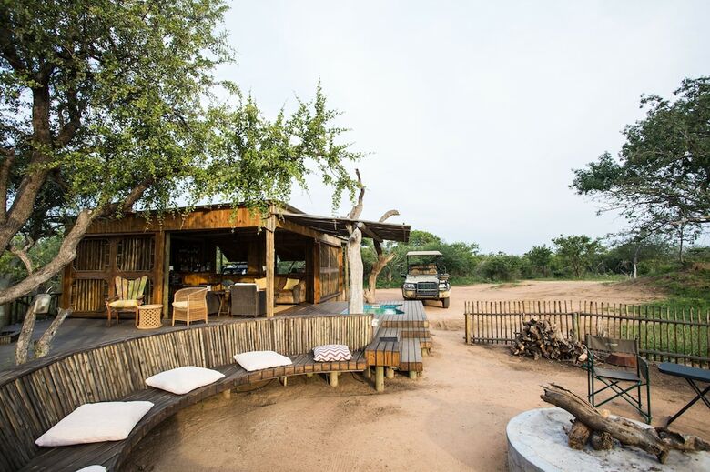 Posada Nyumbani Estate Bush Lodge