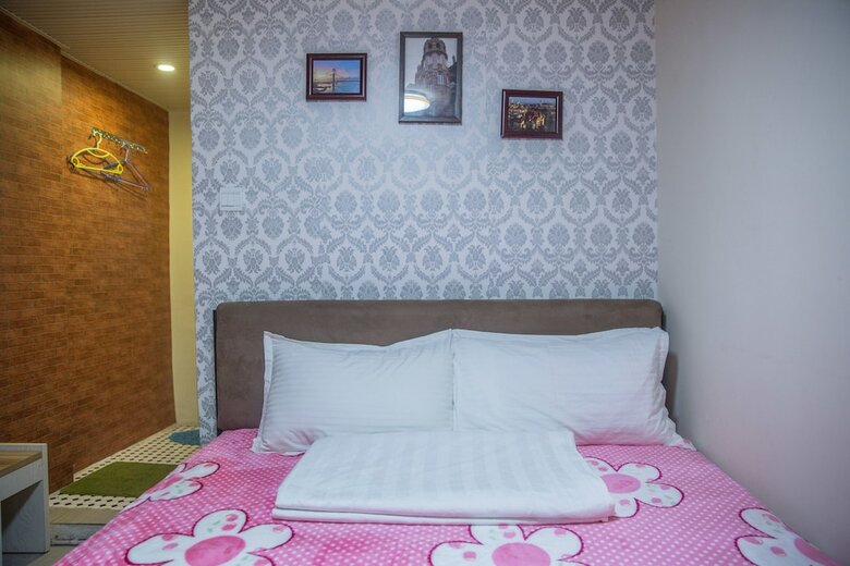 Haibianke Old Street Hotel