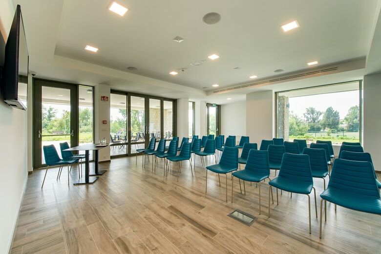 Akad�mia Hotel
