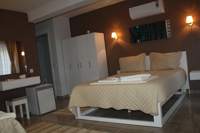 Himm Hotel