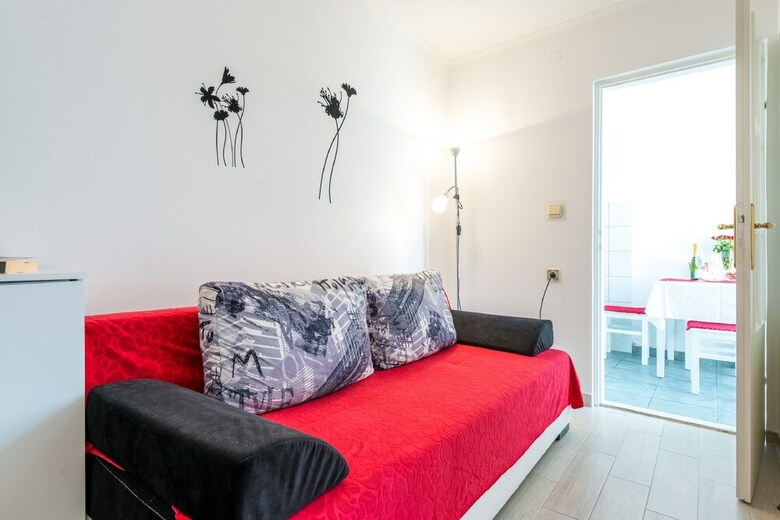 Apartments And Room Lora