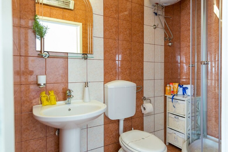 Apartments And Room Lora