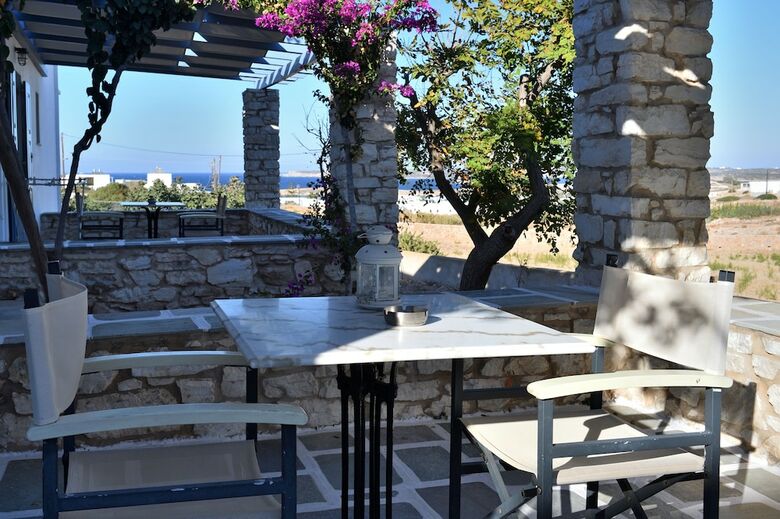 Hotel Kalypso Studios & Apartments
