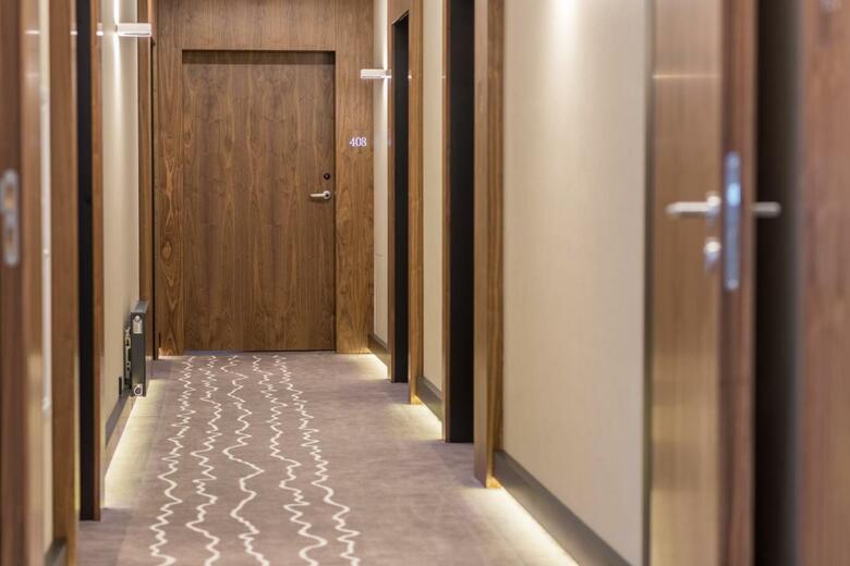 Grand Ascot Hotel