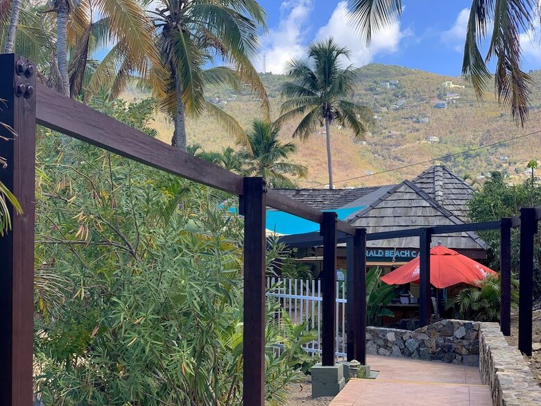 Hotel Emerald Beach Resort