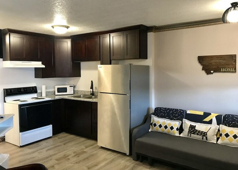 Lake View Suites