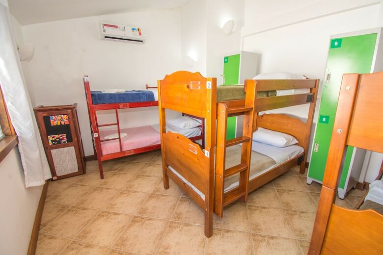 Hostal Bamboo B�zios Hostel