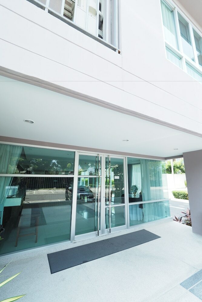 Apartamentos Baan Koon Koey By Monta