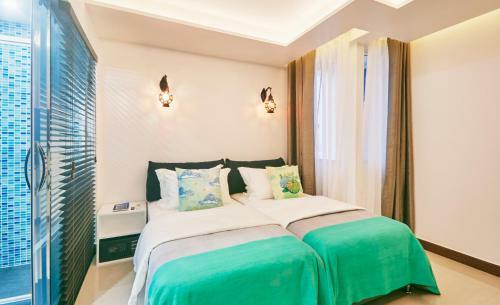 Hotel Island Beach House