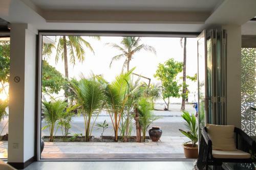 Hotel Island Beach House