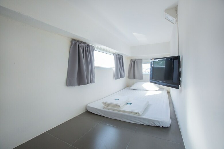 Hostal P168 Hostel