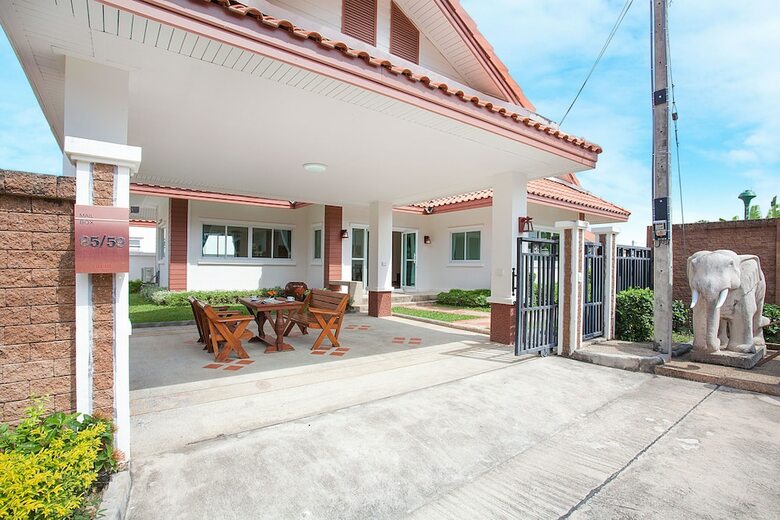 Villa Baan Thai Lanna Pattaya