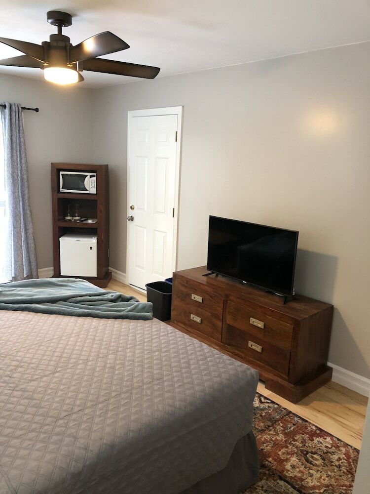The Forest House B&B ( Adults Only )