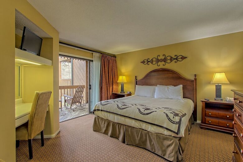 Foxhunt At Sapphire Valley By Capital Vacations