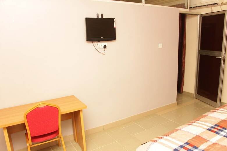 Hotel Pedallo Luxury Inn Ltd