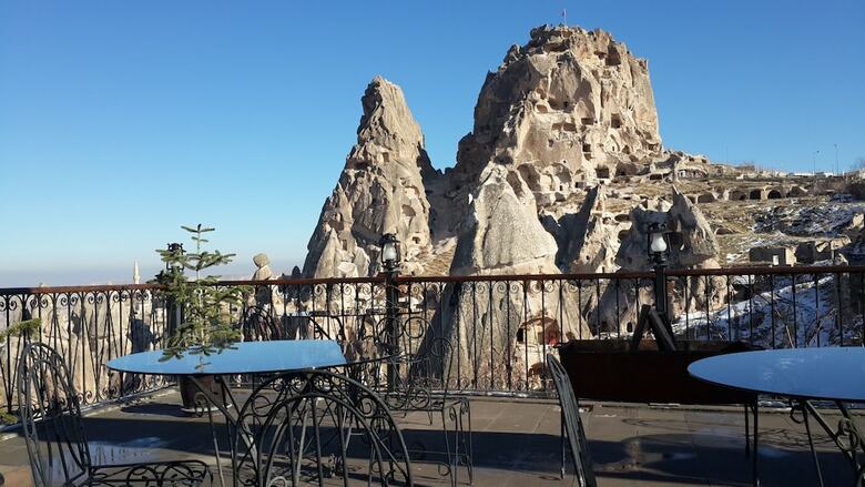 Hermes Cave Hotel