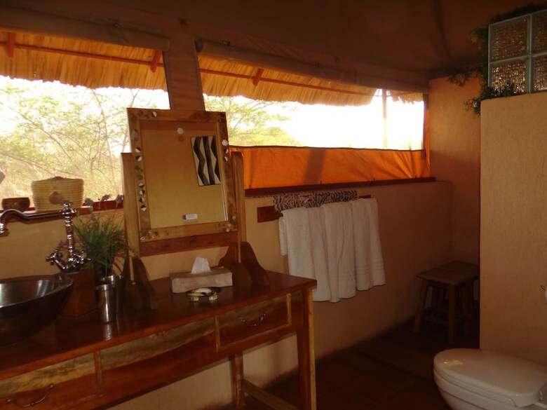 Ikweta Safari Camp