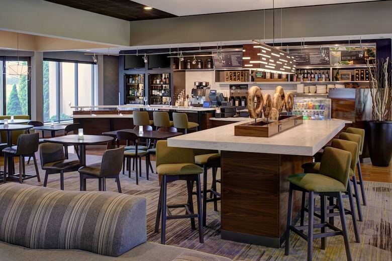 Hotel Courtyard By Marriott Detroit Dearborn