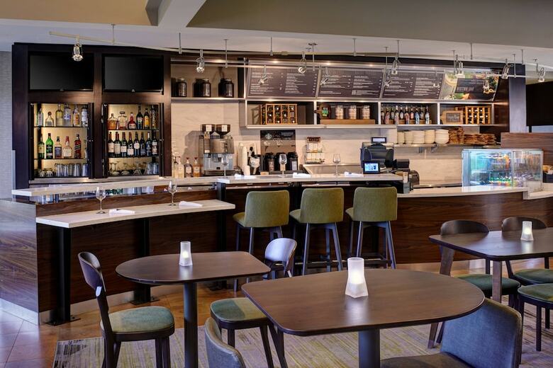 Hotel Courtyard By Marriott Detroit Dearborn