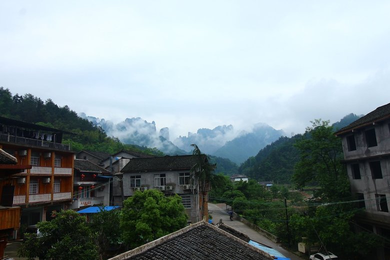 Hotel Zhangjiajie Red Apple Inn