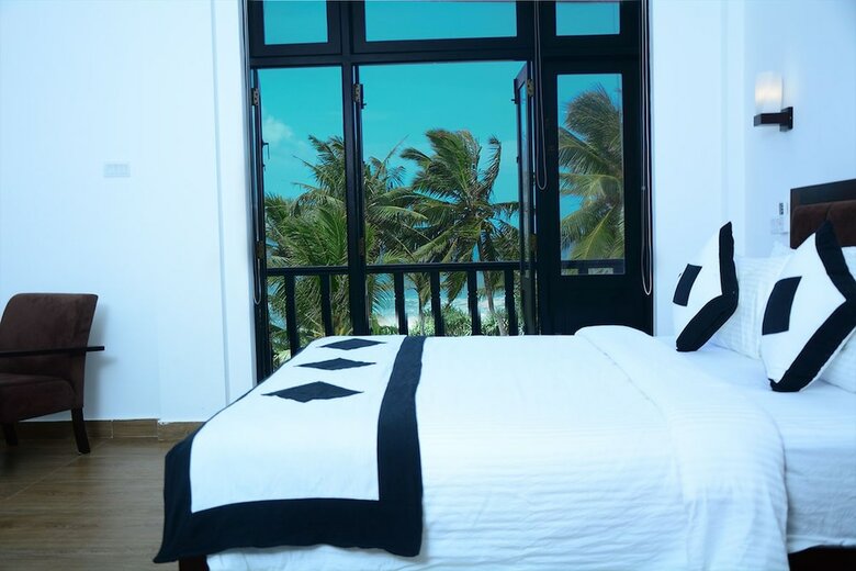 Hotel Villa Tissa Beach Resort