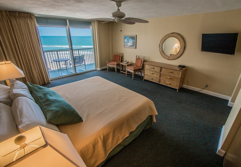 Sea Club IV