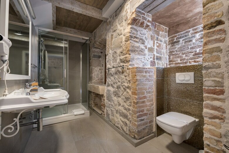 Hotel Heritage Palace Varos