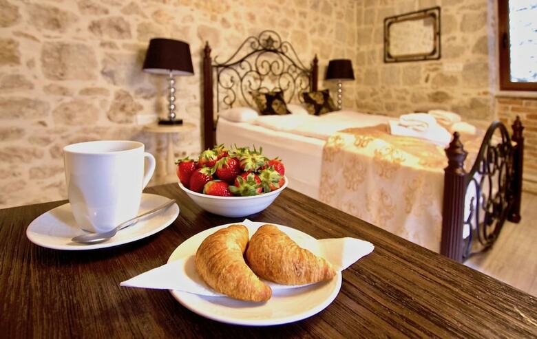 Hotel Heritage Palace Varos
