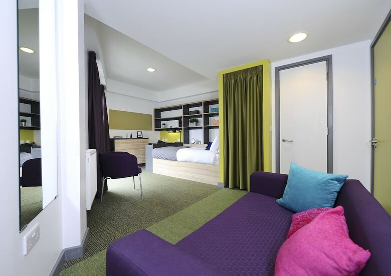 Hostal Peel Park Quarter (campus Accommodation)