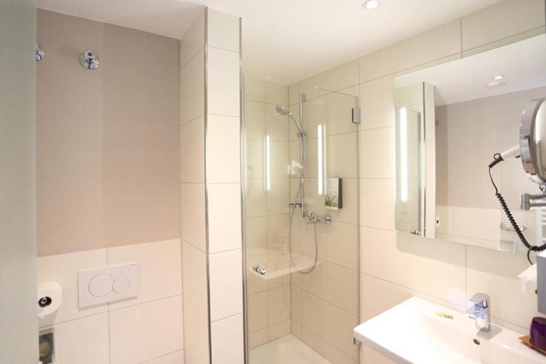 Hotel R�merstadt