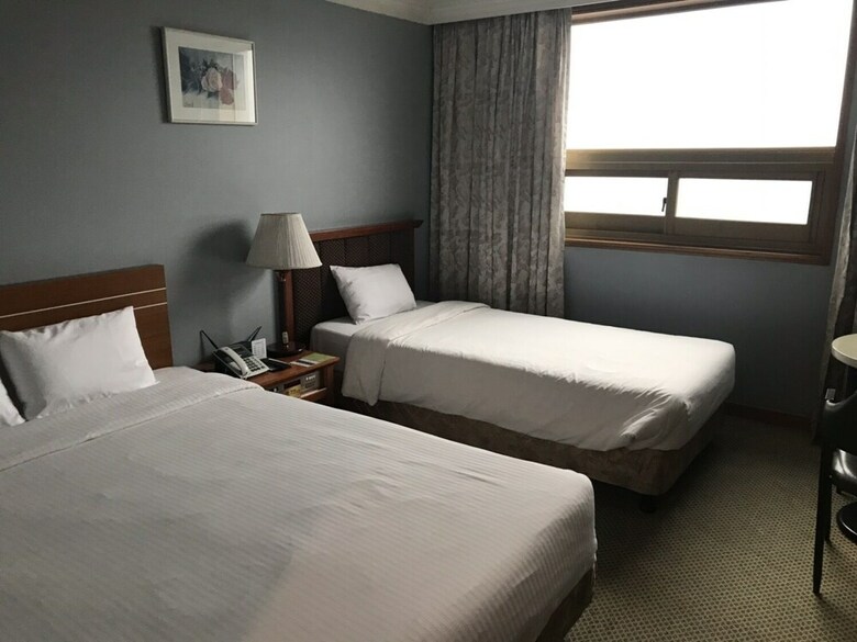 Prime Tourist Hotel