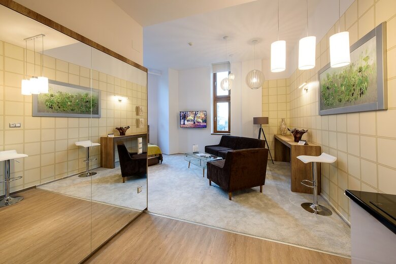 Aparthotel Karoly Corner Residences