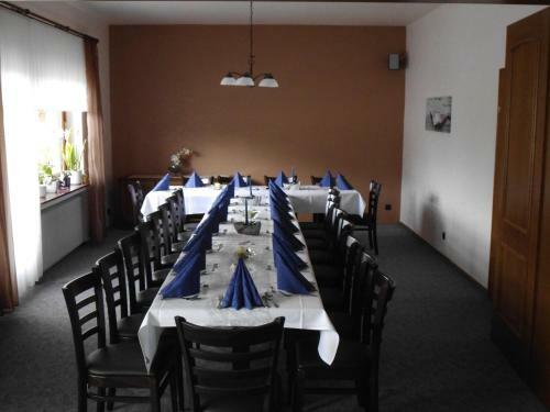Hostal Zur Dorfsch�nke