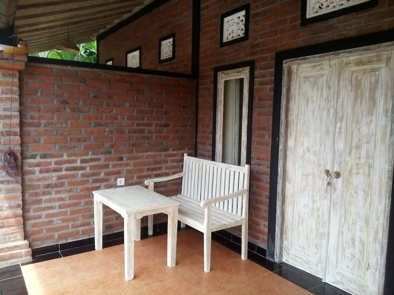 Bed & Breakfast Krisna Homestay