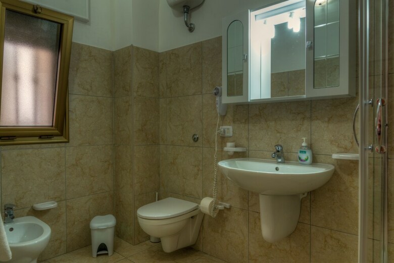 Hotel Aquarium Residence