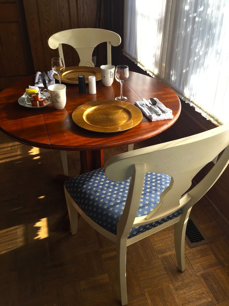Bed & Breakfast Bordeaux Inn Lodi