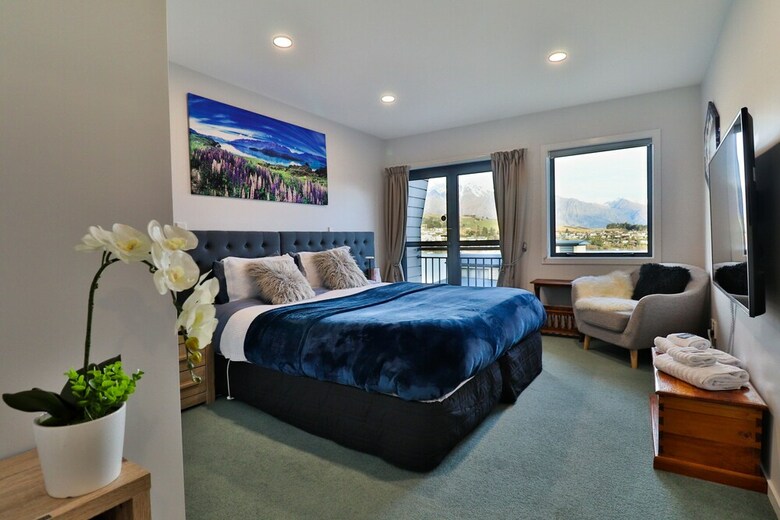 Amazing Queenstown Luxury Apartment