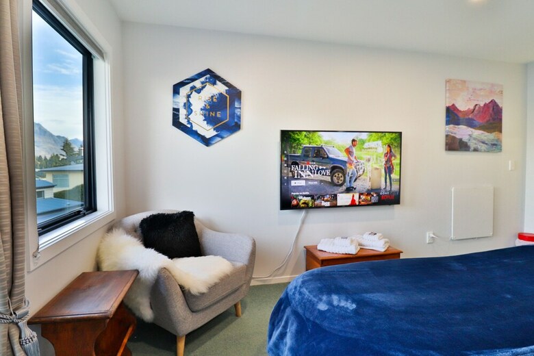 Amazing Queenstown Luxury Apartment