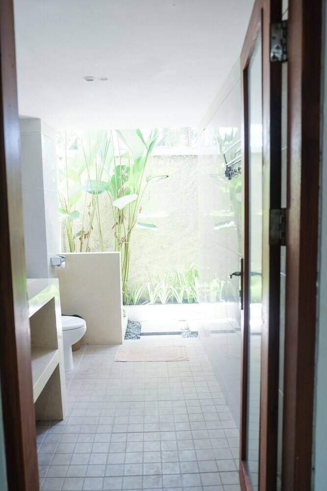 Hotel Villa Bau Nyale