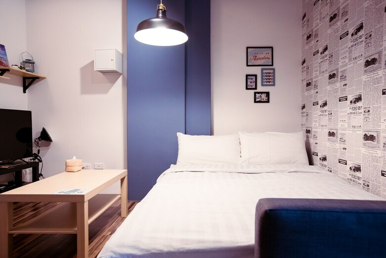 Bed & Breakfast Eatzzz Hostel