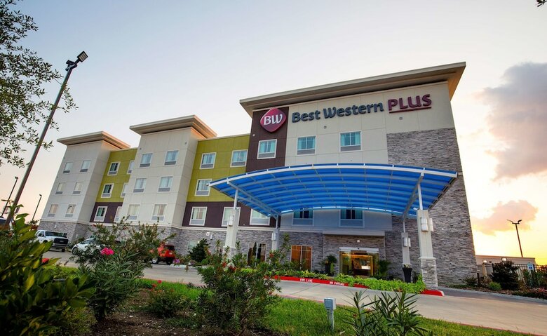 Hotel Best Western Plus Pasadena Inn And Suites