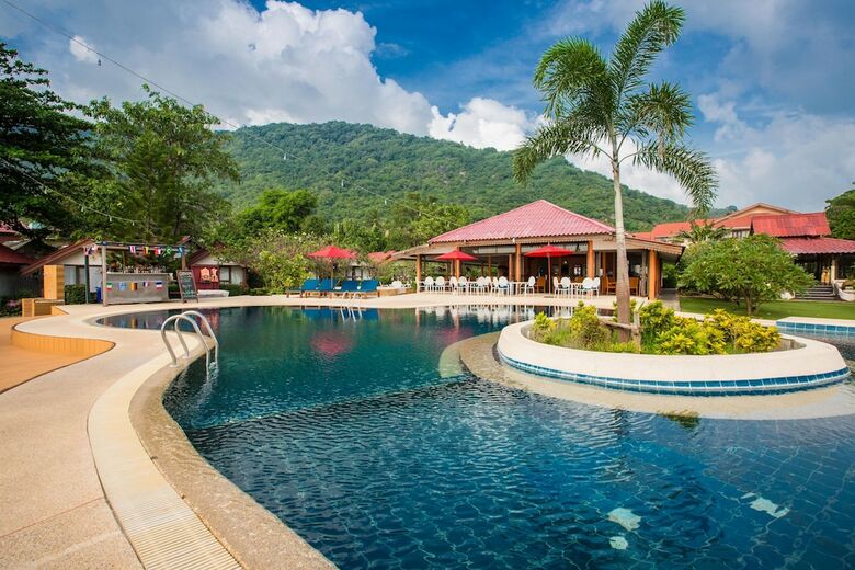 Hotel Buri Beach Resort