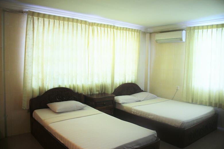 Spring Park Hotel