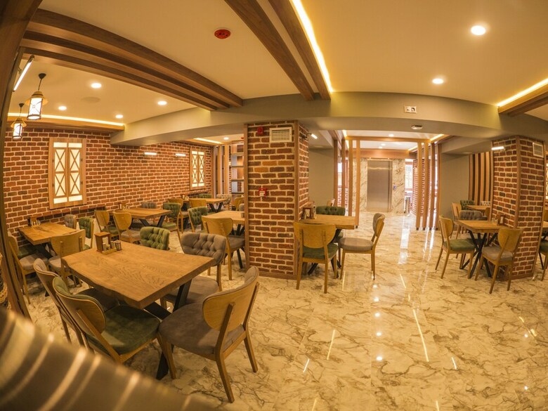 Elif Inan Hotel