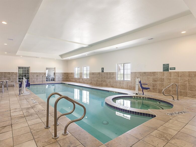 Hotel Baymont By Wyndham Brenham